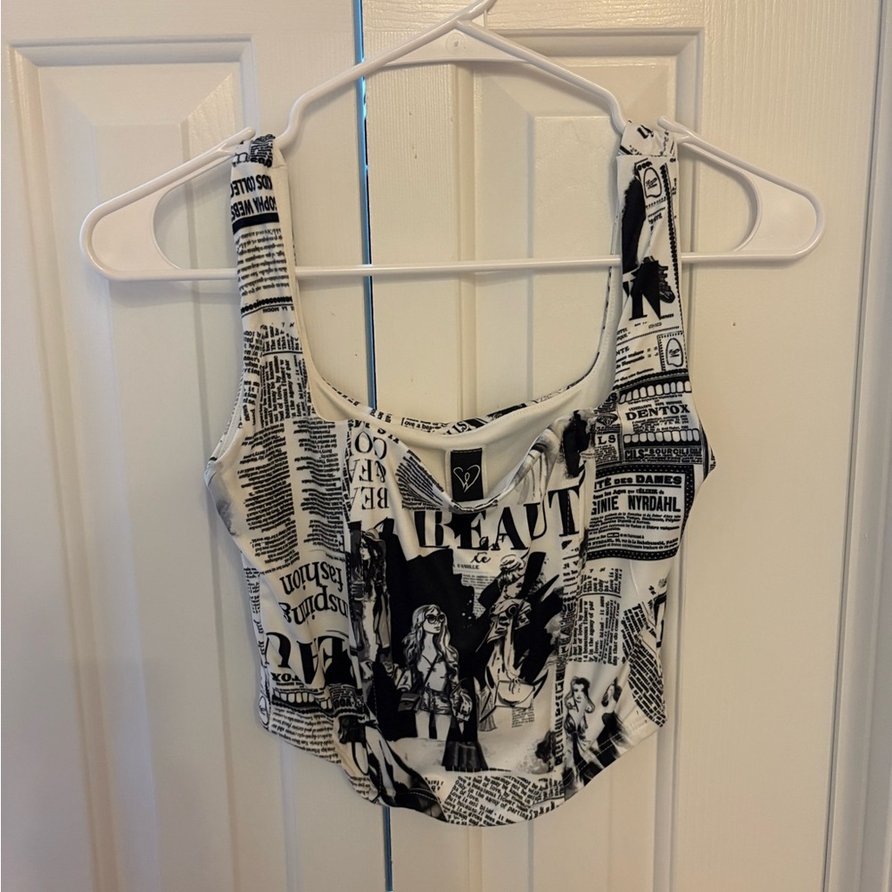 Windsor Black and White Graphic Crop Tank Top